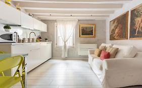 Mmesuite Arena Di Verona By Maisonme Collection
